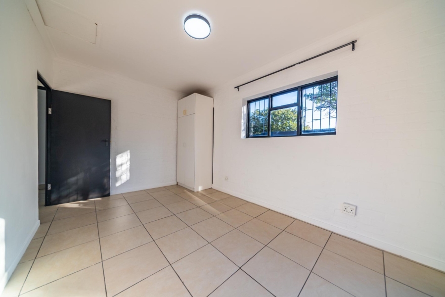 To Let 2 Bedroom Property for Rent in La Colline Western Cape